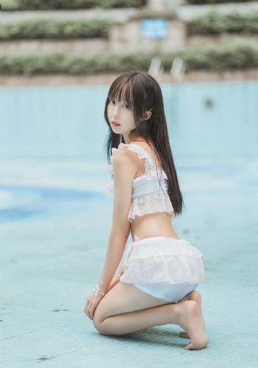 厨房里把岳高潮了A片日本_720免费在线观看