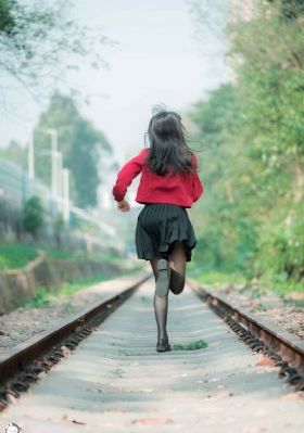 成年女人色直播免费播放_BD国语在线观看完整版