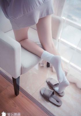 女仆男又爽又黄免费女仆视频_十万网红美女美酱