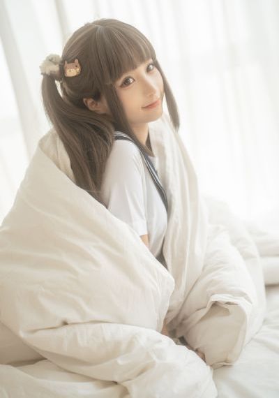 夜夜躁狠狠躁日日躁飞机馆_720在线播放观看
