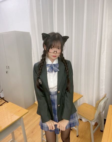 天天夜夜爽免费视频_迅雷手机免费观看